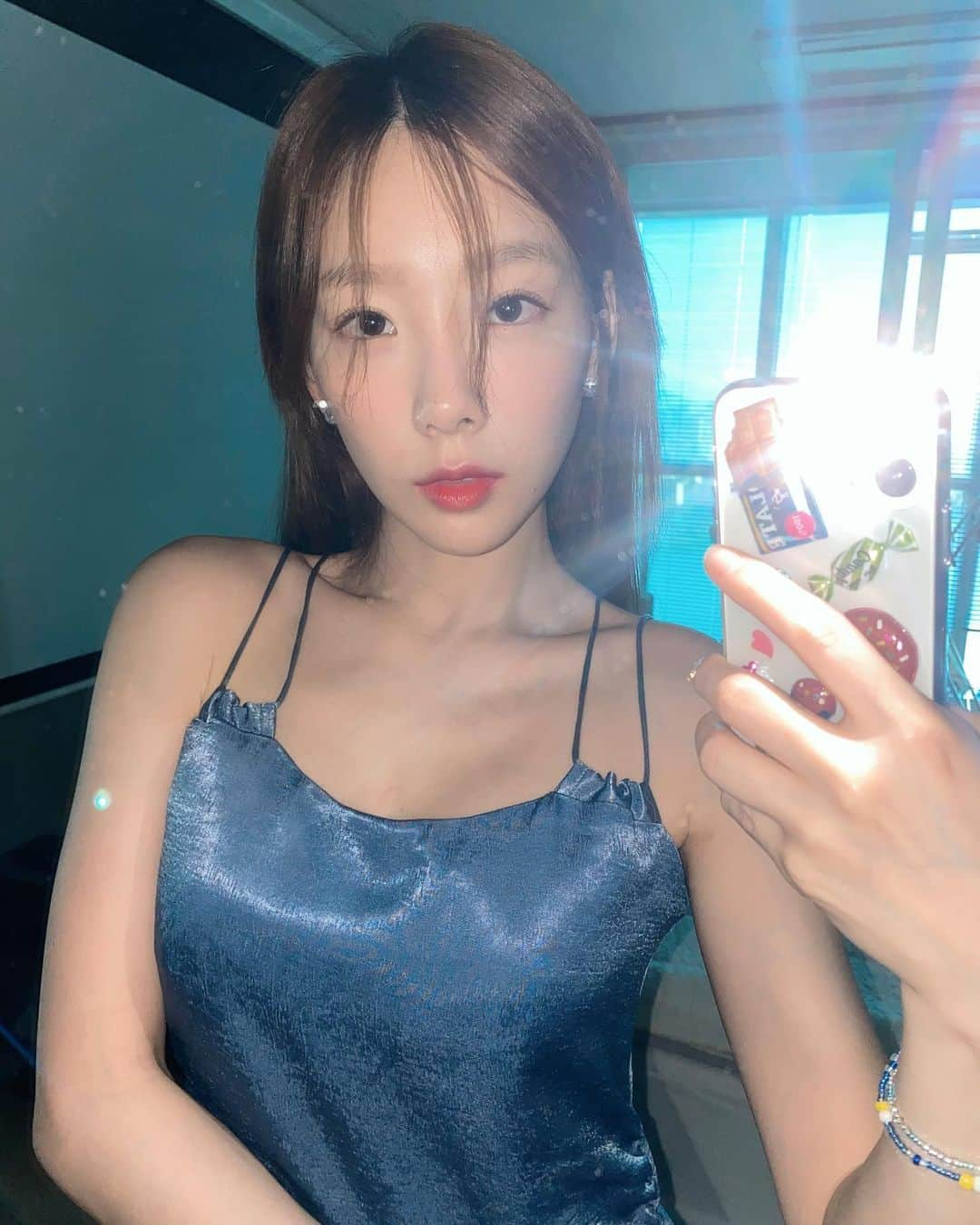 テヨン さんのインスタグラム写真 - (テヨン Instagram)「🤷🏻‍♂️」6月22日 19時44分 - taeyeon_ss