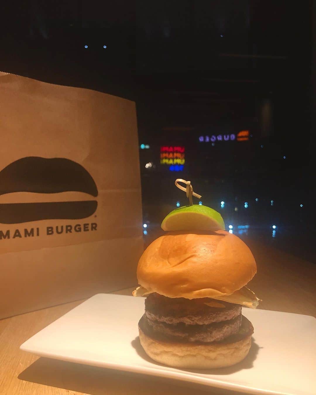 umamiburgerjpnのグルメインスタ