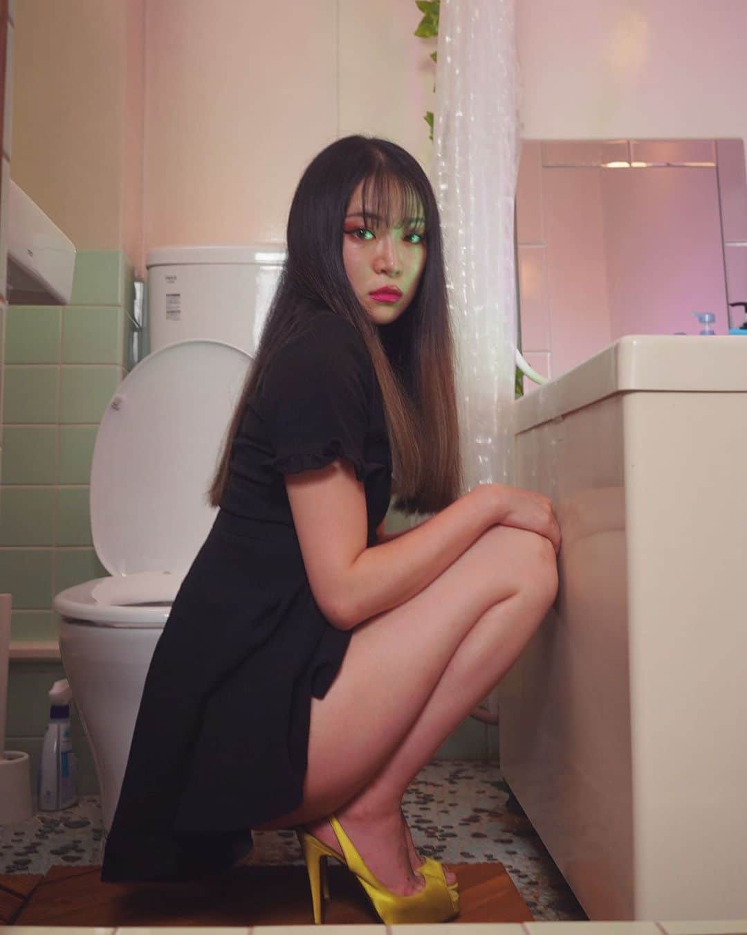 DJ mariennuのインスタグラム：「🚽👠🚿 photo @nerighty」