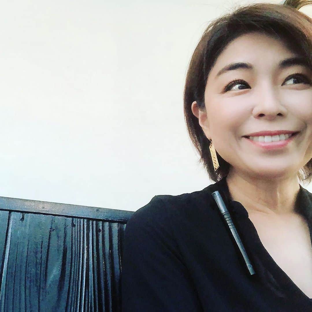 のインスタグラム：「今日も一日 お疲れ様です😊  福岡は、30度超えの暑い一日でした💦 早めに夕食。 夕涼み✨  明日も頑張ろ😊🍀」