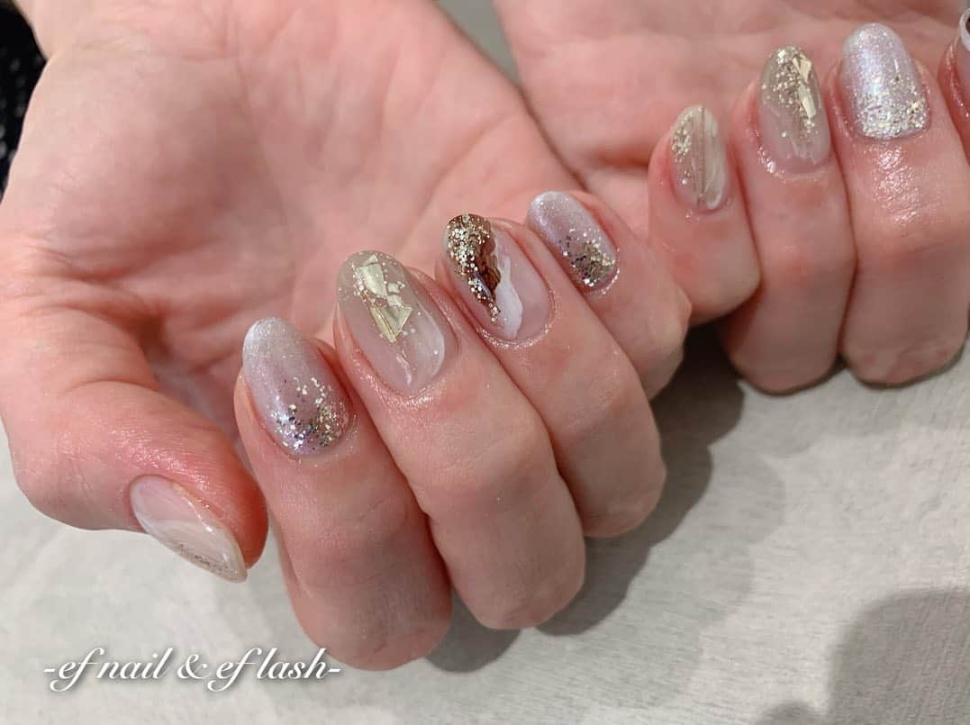 のインスタグラム：「今日もいっぱい働いた💅 ・ お友達も沢山来てくれた❤️ ご新規様も来てくれて嬉しい一日になりました＾＾ ・  #グラデーション#ニュアンスネイル#ニュアンスネイルデザイン#インクネイル #冬ネイル#秋ネイル#秋ネイルデザイン#ワンカラー#シンプルネイル#efネイル#efネイル石川町#efネイル石川町店#efネイルグループ#efネイルサロン#efネイル横浜#efネイル代々木上原店オープン#efネイル代々木上原#efネイル東京店#小森純」