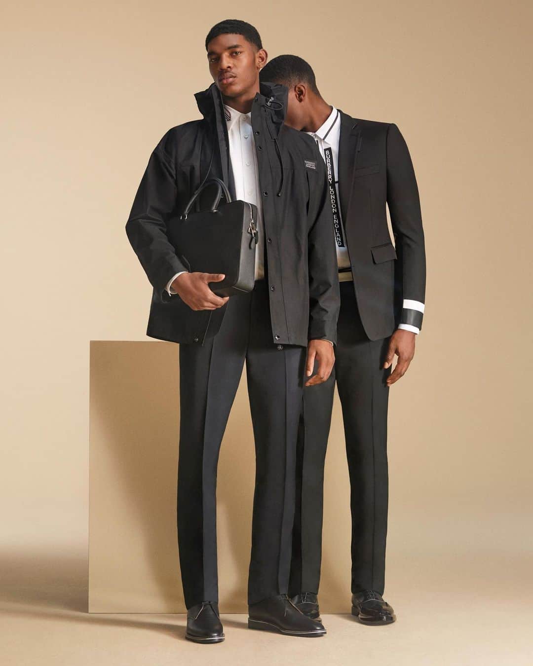 のインスタグラム：「#ReeceNelson is captured with his lookalike self in the playful #BurberryPreAW20 campaign – exploring the concept of duality, a continuing house code by #RiccardoTisci . Our classic fit wool tailored jacket and trousers are inspired by traditional British tailoring . #Burberry」