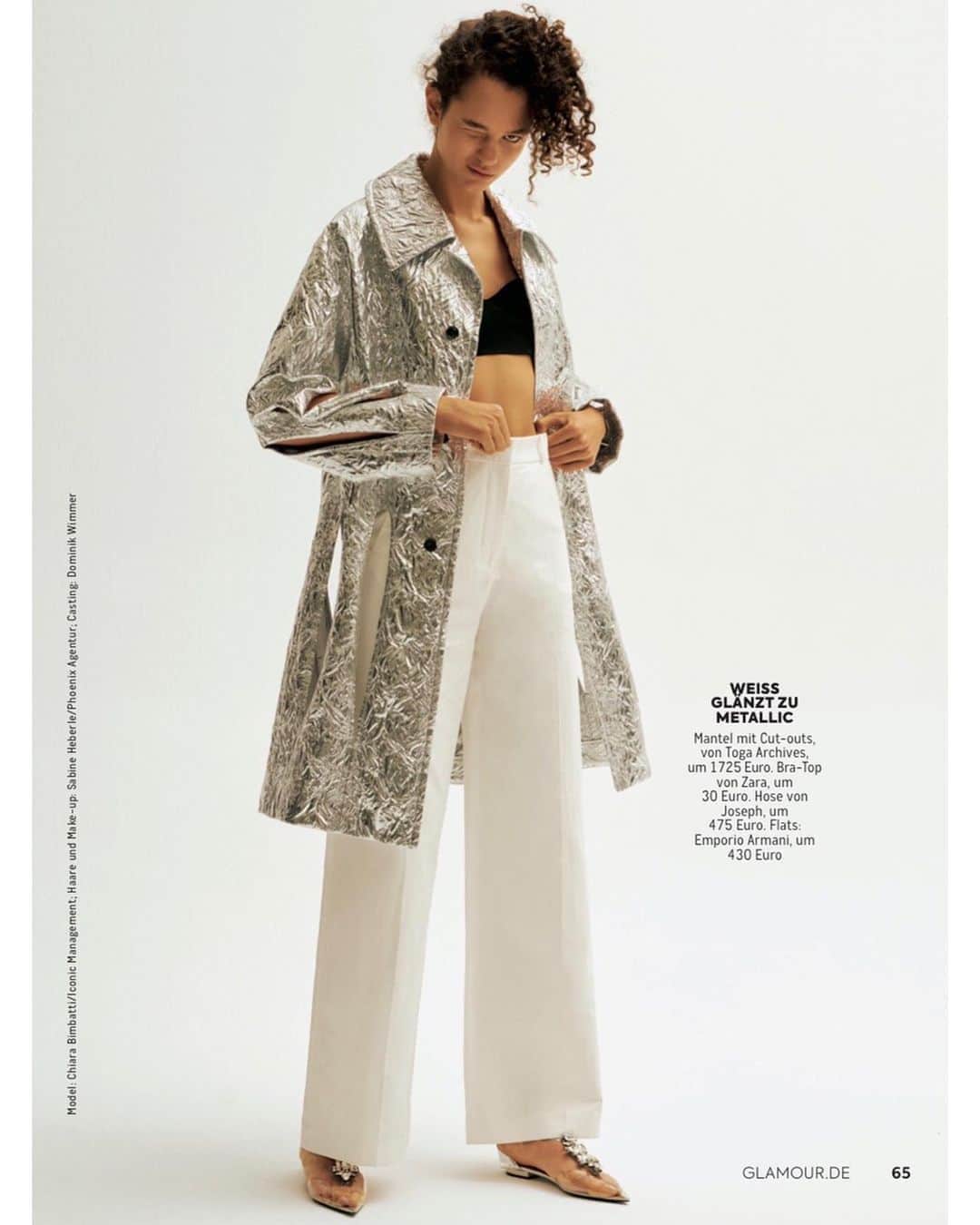 TOGAさんのインスタグラム写真 - (TOGAInstagram)「TOGA SS2020 Foil jacquard coat featured in @glamourgermany July/August issue. ・ Styling @veroniquetristram Photographer Michael Wong ・ #togaarchives #togaarchives_online #toga #toga20ss #glamourgermany #トーガ #トーガアーカイブス」6月22日 20時57分 - togaarchives