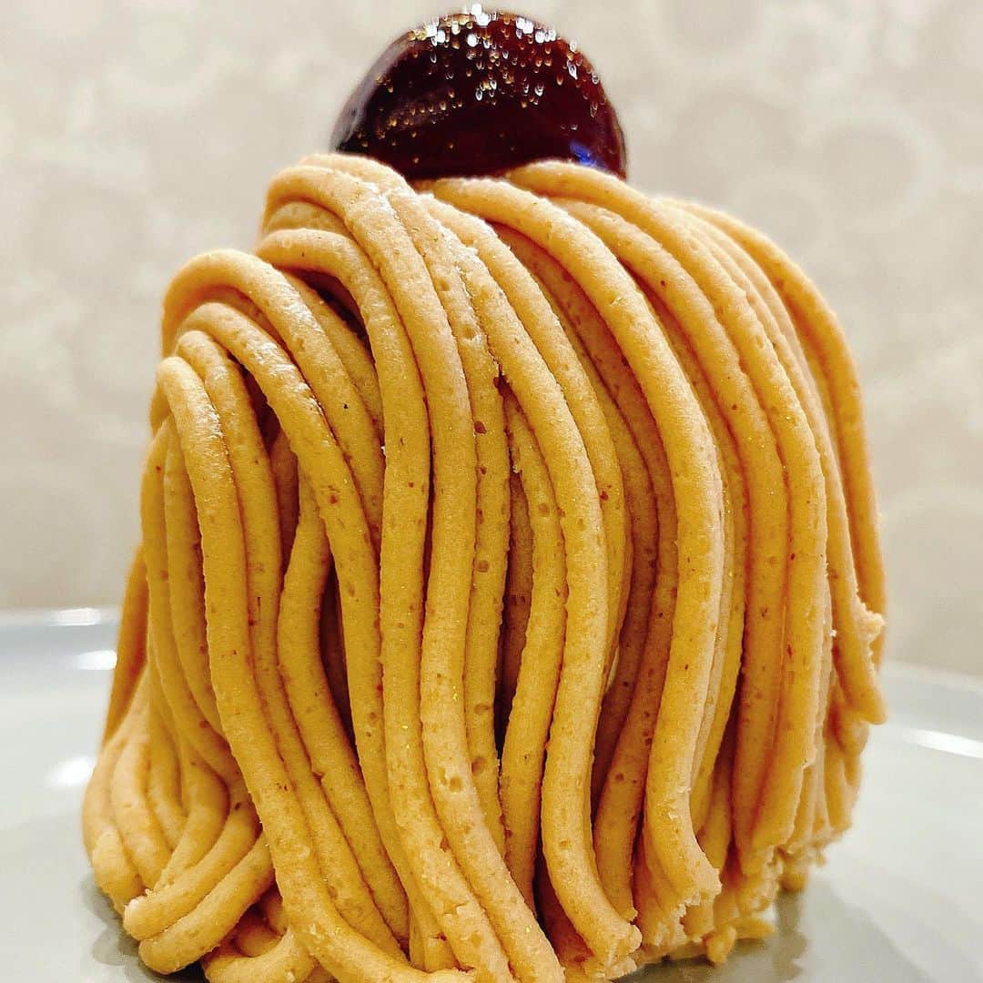 里井真由美のグルメインスタ