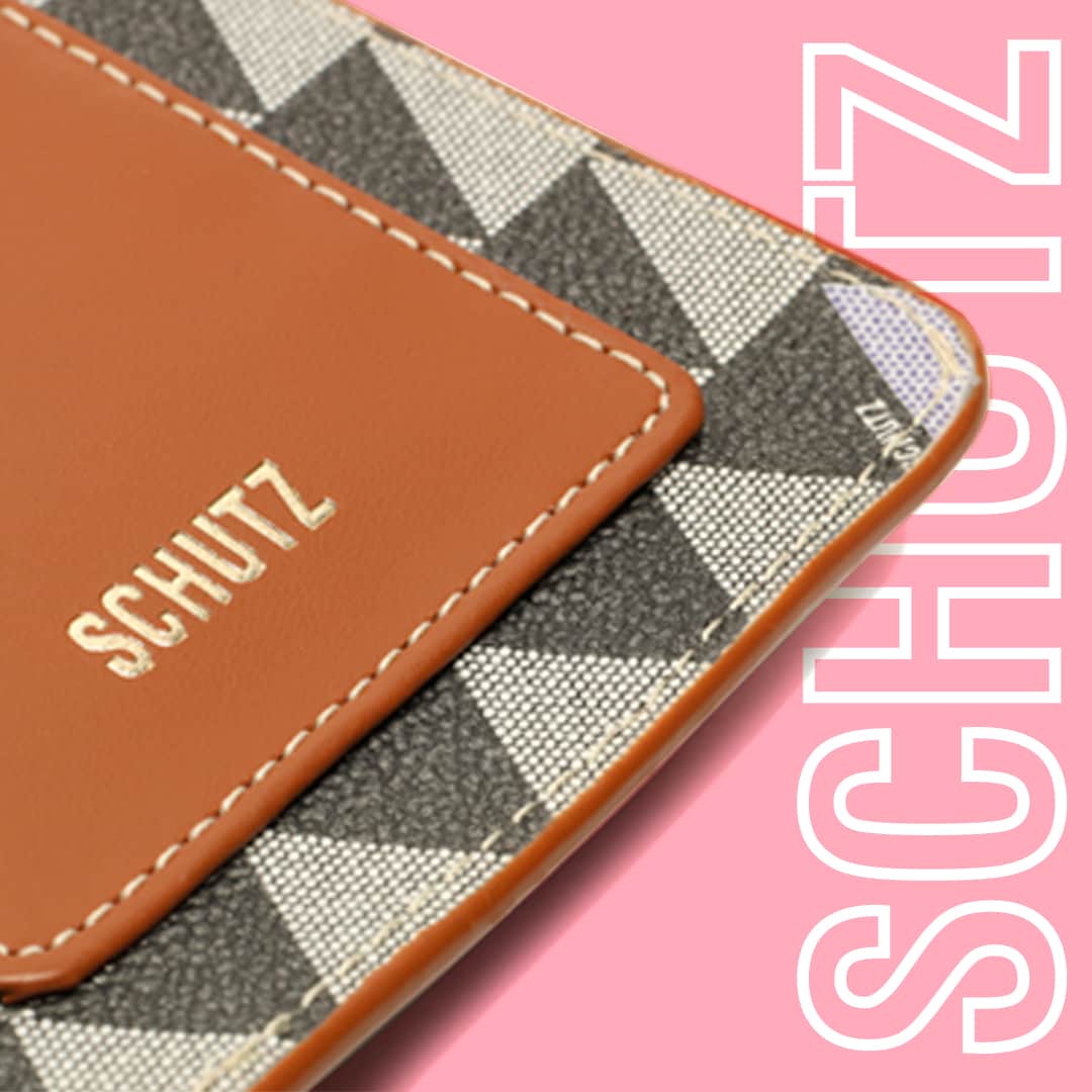 Schutzのインスタグラム：「NEW CRUSH: LIVE IN SCHUTZ GADGETS ❤️ #liveinschutz #schutzgadgets」