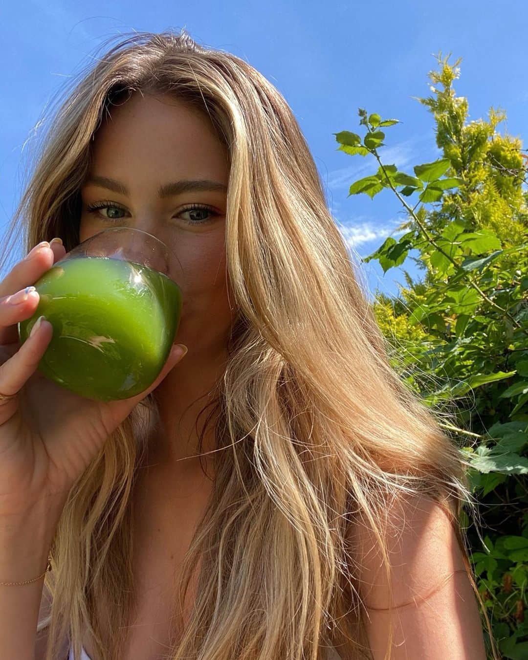 Mathilde Goehlerのインスタグラム：「Celery ´･ᴗ･`」