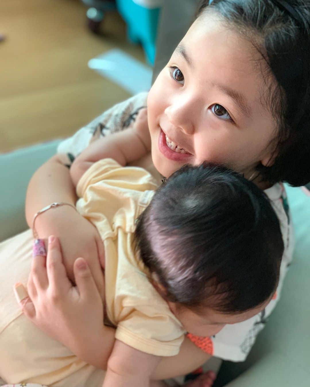 イ・ユンジのインスタグラム：「#너희의오늘 이 저물어 간다. 내일 더 사랑해마지않을테다ㅡ 20200622#라니소울」