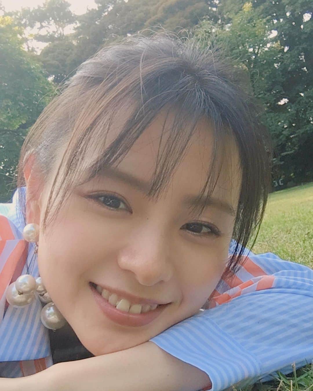 朝見心のインスタグラム：「(∵) 原っぱ」