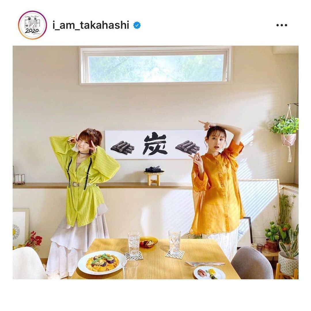 トリイクニコさんのインスタグラム写真 - (トリイクニコInstagram)「#トリイのシゴト  2人とも出会って15年以上経つ訳でw いまだに一緒に仕事できる幸せってあるよね☺︎. .  今日からOAのCM。 みてね♡  #脱臭炭 #エステー」6月22日 23時36分 - toriicamera