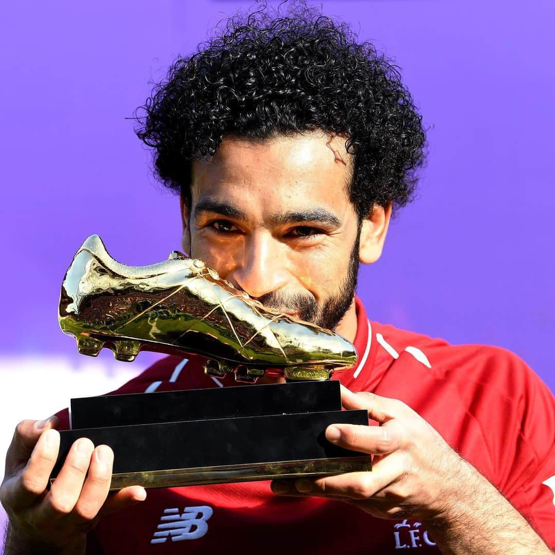 プレミアリーグさんのインスタグラム写真 - (プレミアリーグInstagram)「3️⃣ years a Red for @mosalah 🙌」6月23日 0時02分 - premierleague