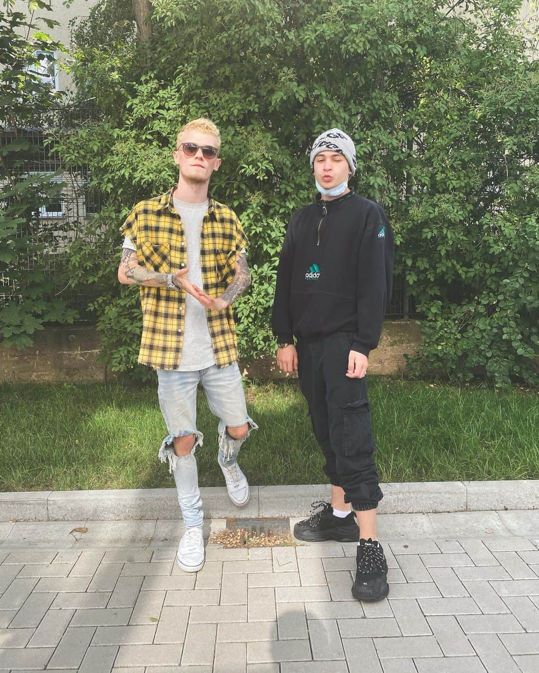 Bars and Melodyさんのインスタグラム写真 - (Bars and MelodyInstagram)「Wot u luukin att ?!??」6月23日 0時16分 - barsandmelody