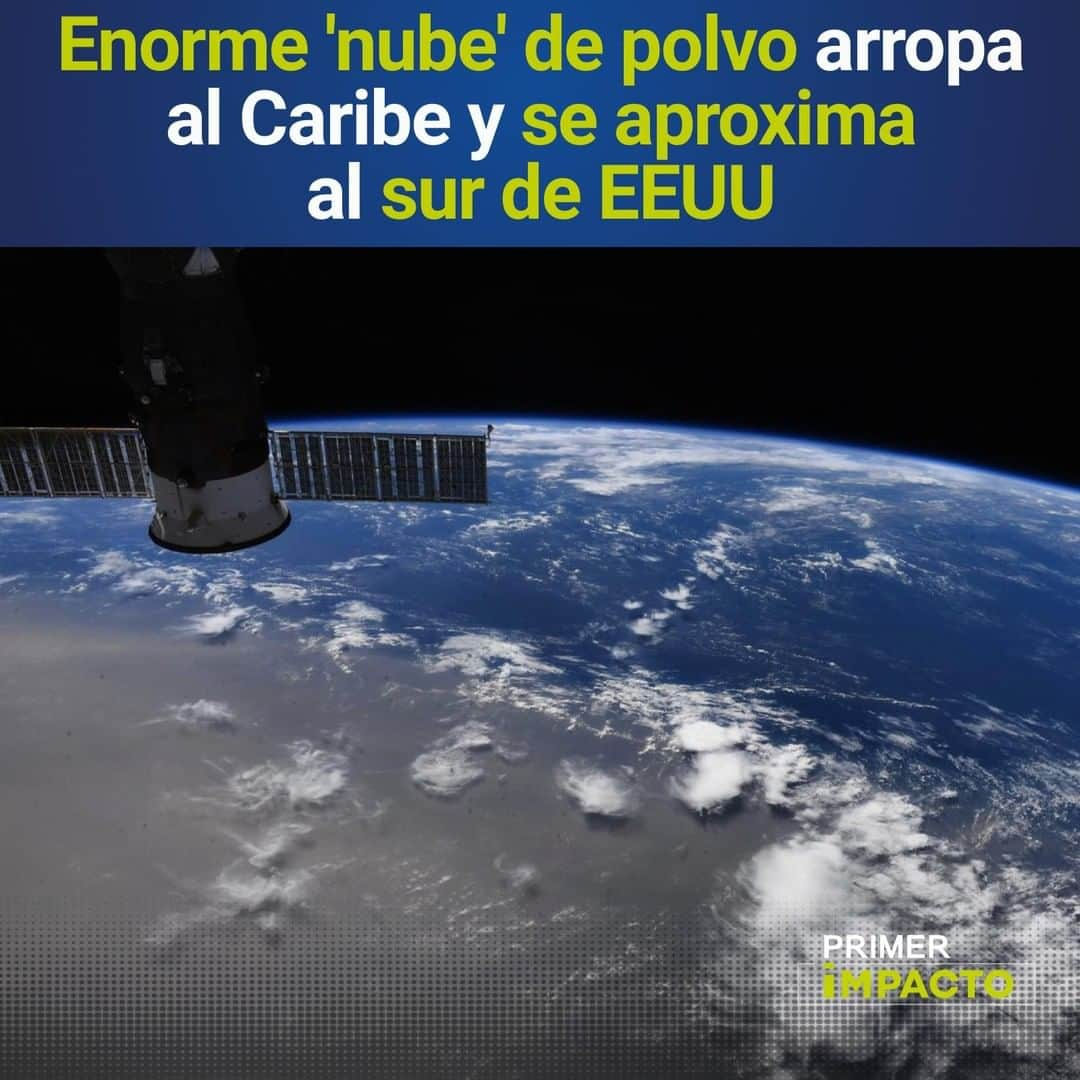 Primer Impactoさんのインスタグラム写真 - (Primer ImpactoInstagram)「Esta 'nube' de polvo es tan grande que puede observarse desde el espacio y ya abarca buena parte de la región central del océano #Atlántico. ⁠ ⁠ Se trata de una pared de polvo del desierto del Sahara que ya ha arropado el Caribe.⁠ ⁠ Llega a ser tan grande que su tamaño equivale a toda el área de #EstadosUnidos.⁠ ⁠ Llegaría hasta el sur de #EEUU y el #GolfoDeMéxico tras completar un trayecto de 5,000 millas, pronosticó el meteorólogo @alberteltiempo. ⁠ Más de esta noticia en el link de nuestra biografía.⁠ Foto: Doug Hurley. ⁠」6月23日 0時40分 - primerimpacto