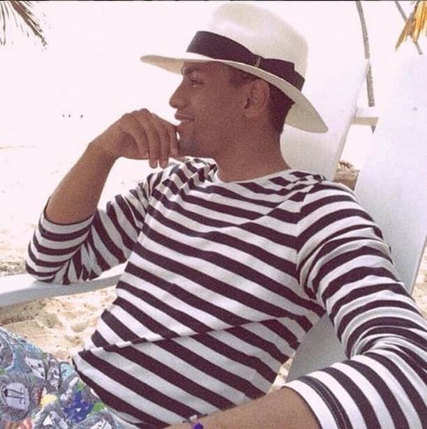 ボルサリーノさんのインスタグラム写真 - (ボルサリーノInstagram)「Summer’s favorite style essential. The #handcrafted #Borsalino Panama Straw hat. Find this style and more on www.borsalino.com⁠ ⁠ #Repost @raulcohen⁠ #Borsalino #Borsalinostories #Borsalinoworld #BorsalinoPanama #Panamahats #StrawHats #SS20 #craftsmanship #iconicstyle #mensstyle #summeressentials #giftsforhim」6月23日 1時01分 - borsalino_world