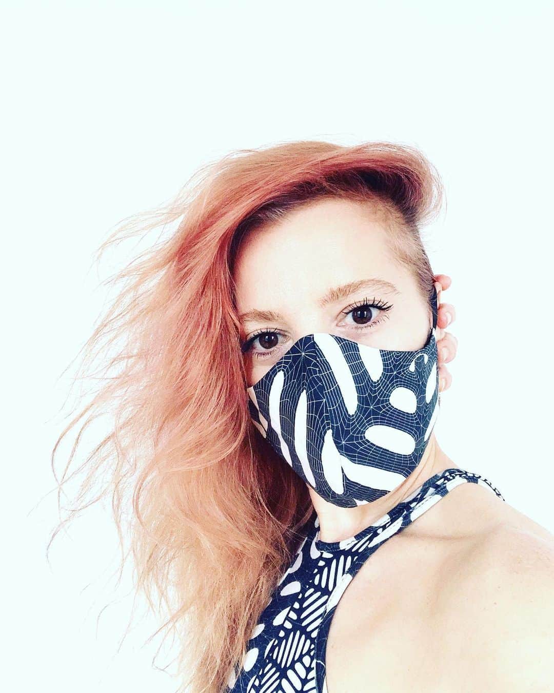 スリーアズフォーのインスタグラム：「Adi @adiadiary in Limited Edition “Zebra Fish Mask” now available exclusive @therealreal Cymatic Print in collaboration with @fitchwork」