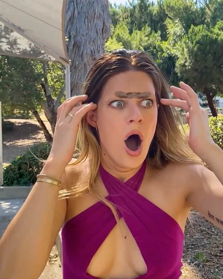 Hannah Stockingのインスタグラム：「A perfect match ❤️ (PART 2) @adamw」