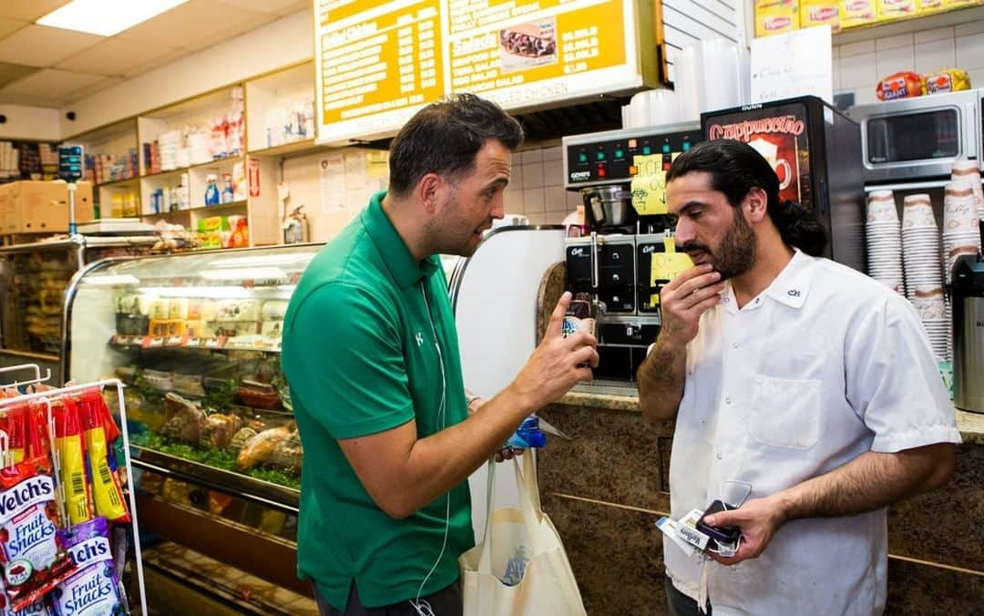 Vita Coco Coconut Waterのインスタグラム：「There would be no Vita Coco without our team, coconut farmers, brand partners and retailers. So when we heard that our beloved New York City Bodegas were struggling because of the pandemic, we wanted to do something.  In New York – where we’re based – the Bodega is life. It’s where you go for a coffee first thing in the morning, where you run when you’re out of toilet paper, and where you stumble when you’re "craving” a late night snack. It’s these Bodegas that stocked Vita Coco when no one else would, back when we were strapping on our rollerblades and going door to door selling “agua de coco.” That’s why we’re making it our mission to tell Bodega owners, New Yorkers, and the rest of our community how much we love them, that we’re here for them, and that we can’t wait to see them in the morning.  Check out our stories to learn what we’ve been up to, and stay tuned for more updates tomorrow! (📸 @nytimes)」