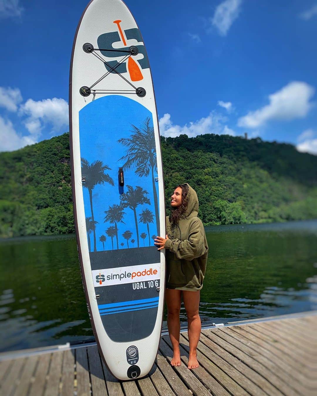 アマニ・ファンシーのインスタグラム：「A day & dock to remember 🦆💚👫💩」