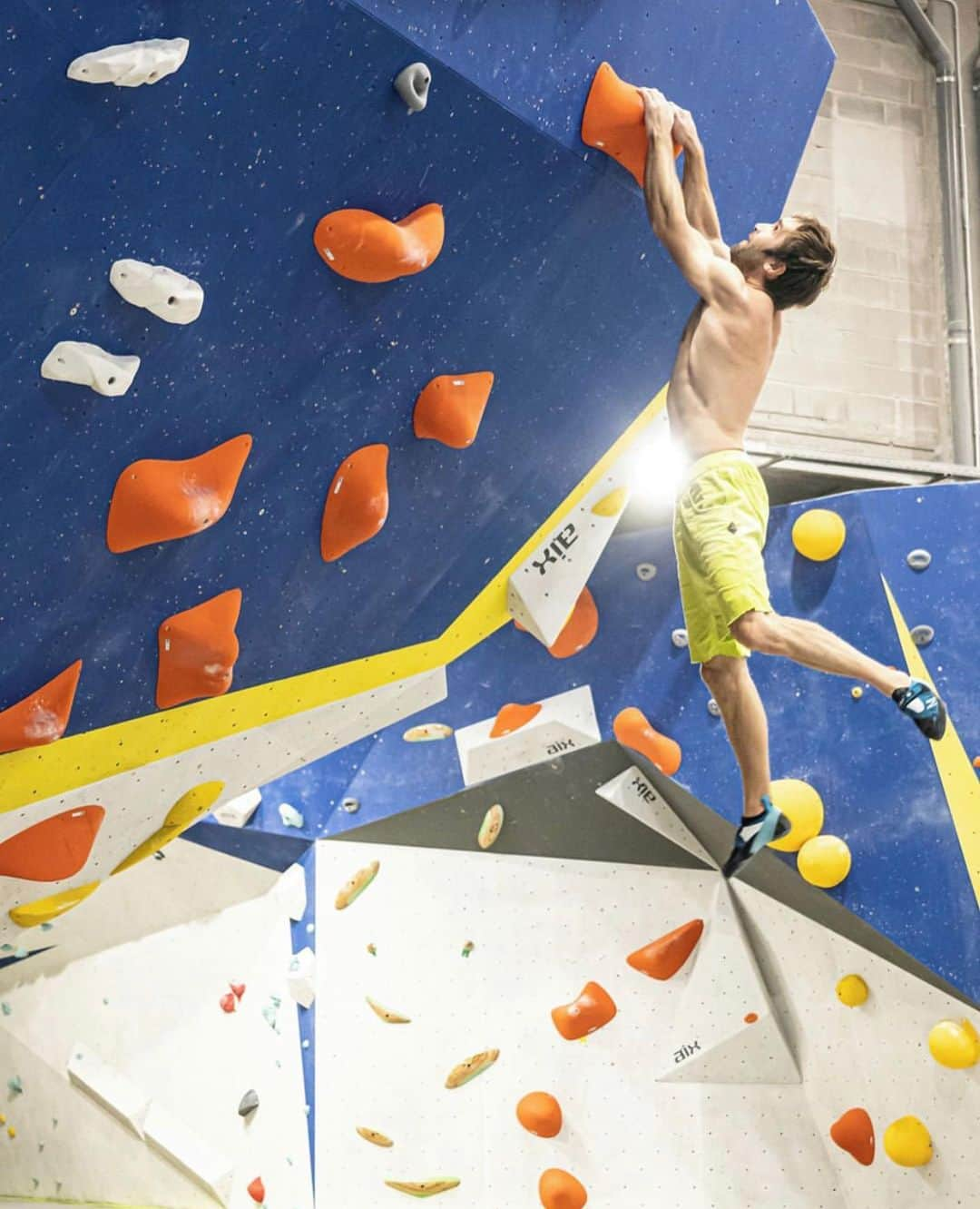 クリス・シャーマさんのインスタグラム写真 - (クリス・シャーマInstagram)「Good to be back in the game. @sharmaclimbingbcn 📸 @giancolafoto」6月23日 6時12分 - chris_sharma