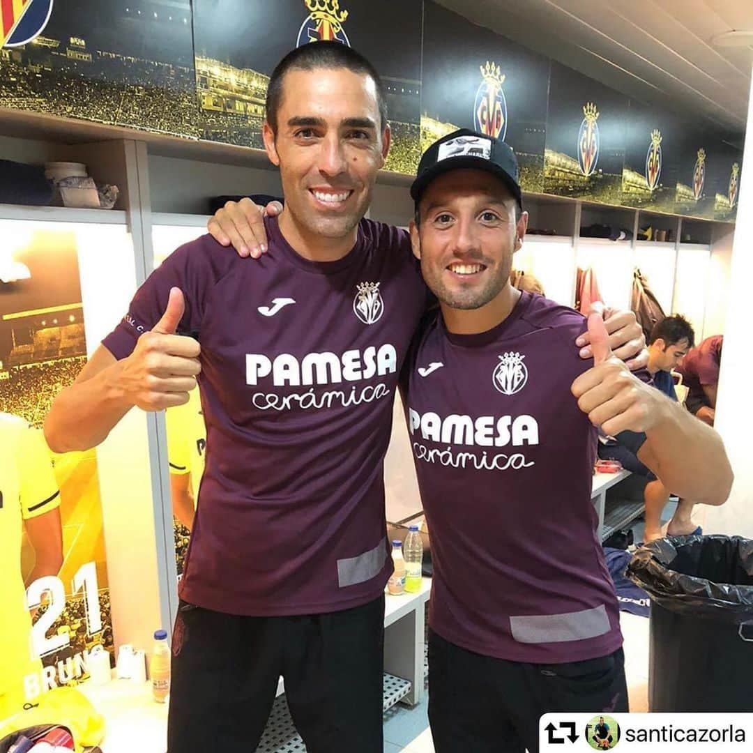 LFPさんのインスタグラム写真 - (LFPInstagram)「Two legends, two examples. 🔙💛 • 😃👍🏻💛 Dos ejemplos de superación... ¡Estas dos leyendas han vencido a las lesiones! • #BrunoSoriano #Cazorla #Villarreal #LaLigaSantander #LaLiga #LaLigaHistory」6月23日 7時11分 - laliga