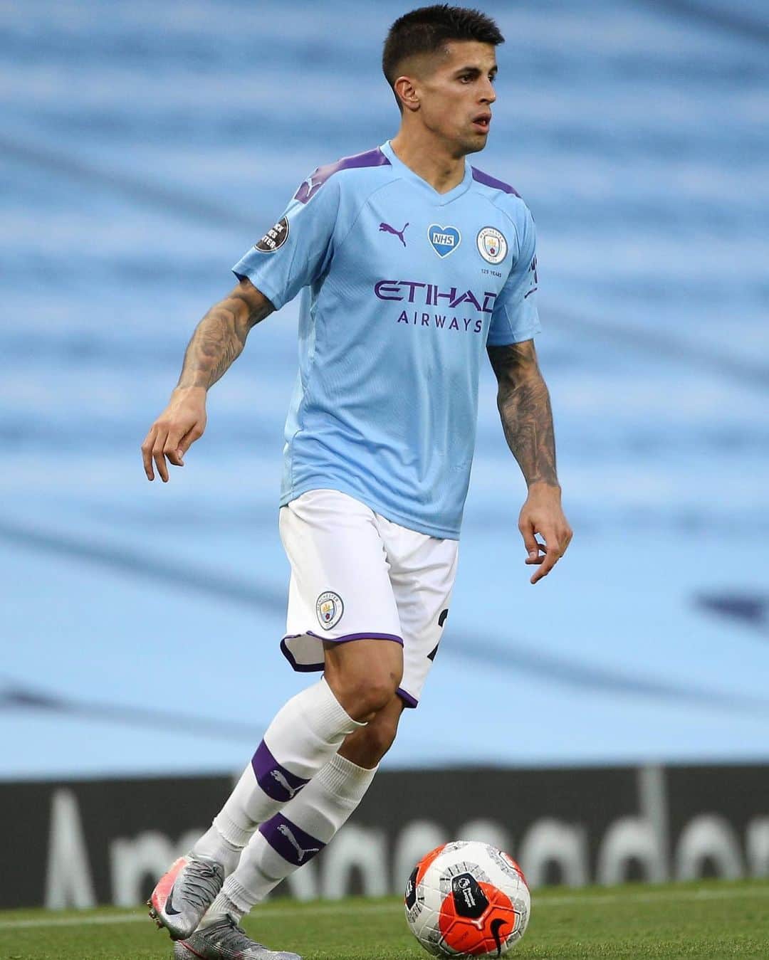 のインスタグラム：「Great win and performance tonight!  C’mon city ⚪️🔵 #mommyblessme」