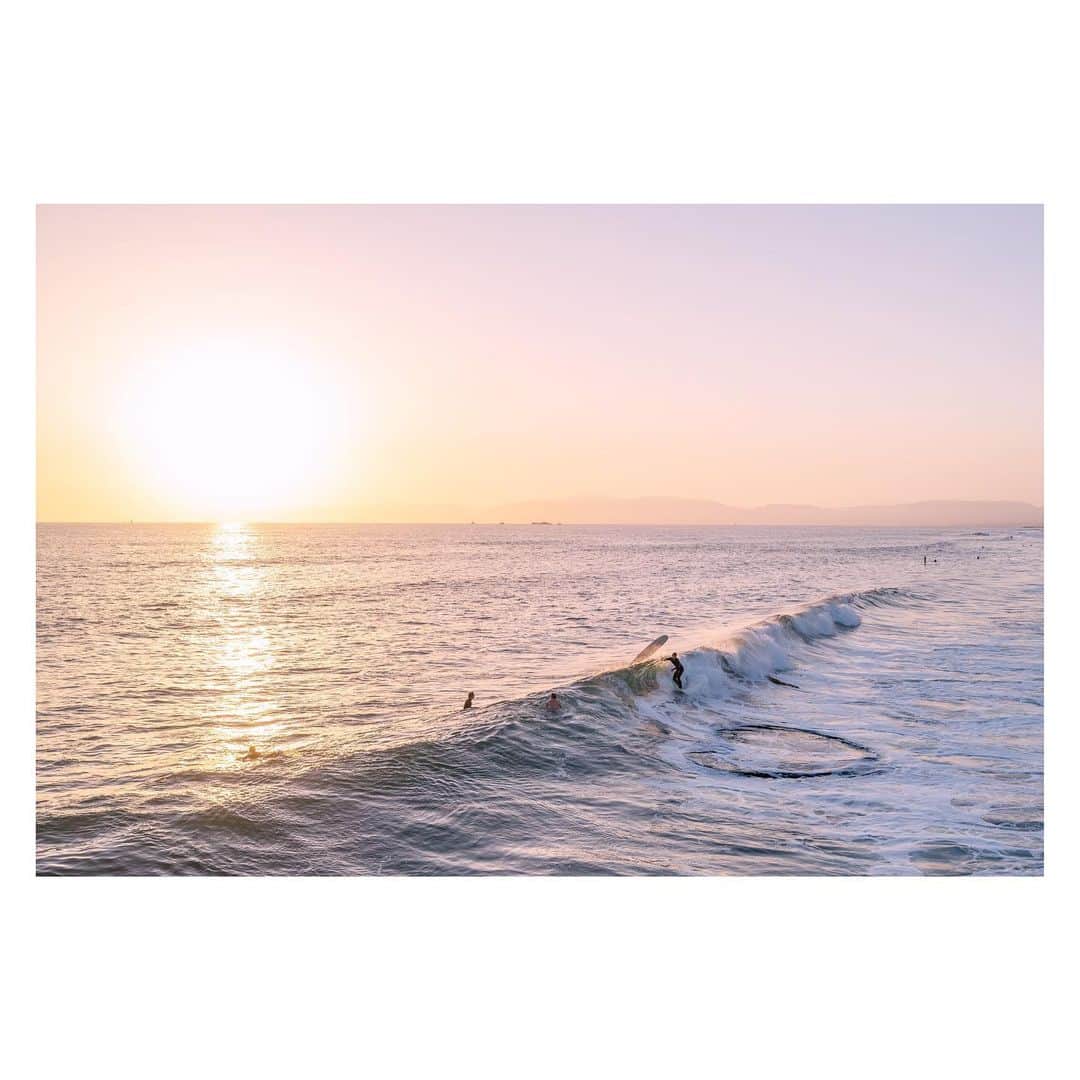 Pete Halvorsenのインスタグラム：「7 scenes from the beginning of summer... .  1. Heart Shaped White Wash. 2. Morning Commute 3. Low Tide Sessions 4. Single Fin Life 5. 🎶Let’s Go Surfing Now… 6. Pier People: Silent Mike 7. Manhattan (Beach)  Q2」