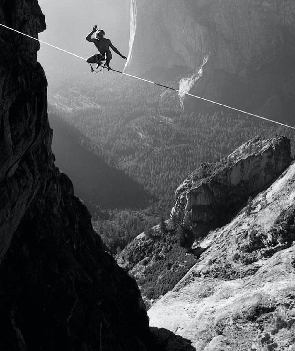 トミー・コールドウェルさんのインスタグラム写真 - (トミー・コールドウェルInstagram)「My friend and mentor Ken Yeager has become the de facto care taker of all things climbing in Yosemite. He started the Yosemite Facelift and has spent many years assembling a incredible collection of several thusand artifacts and hundreds of photographs. Everything from stove leg pitons from the first ascent of El Cap to Jim Bridwell vest from that famous photo after being the first to climb the nose in a day. This stuff has been tucked away for years but is now ready for public viewing in the first musium-gallery dedicated to the art of Yosemite climbing history.  To get this museum off the ground and bridge the gap we created by Covid 19 Ken has decided to sell high quality prints a few of the most famous Photos. I have a couple of hanging in my house and they are truly some of my most prized possessions. This is a rare opportunity to commemorate and support the history of climbing in this incredible place. Go to the link in my bio to visit the Kickstarter page. Or if you want to just support the effort you can make a donation to YCA @yageryca @yosguns @pictures_of_fidelman #yosemiteclimbing #yosemitenationalpark #stonemasters #yosemitevalley #jimbridwell #photography #climbingphotography #yosemitephotography #glendenny #elcapitan #yosemitefacelift #stonenudes #yosemiteclimbingassociationmuseumandgallery」6月23日 8時42分 - tommycaldwell