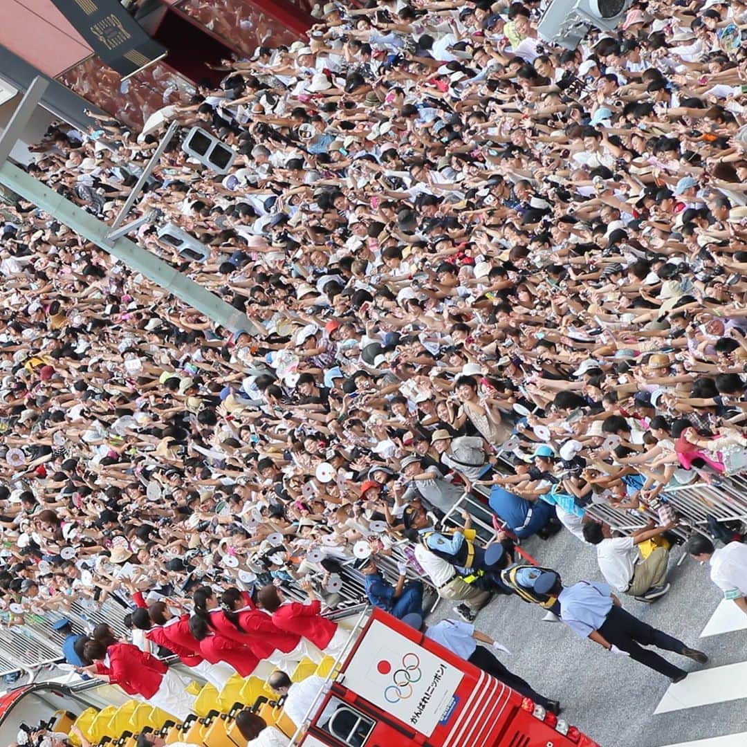 アフロスポーツさんのインスタグラム写真 - (アフロスポーツInstagram)「またこの景色が見たい。 Japan Olympic Medalist Parade. . . #olympicday #olympic #いまスポーツにできること」6月23日 9時47分 - aflosport