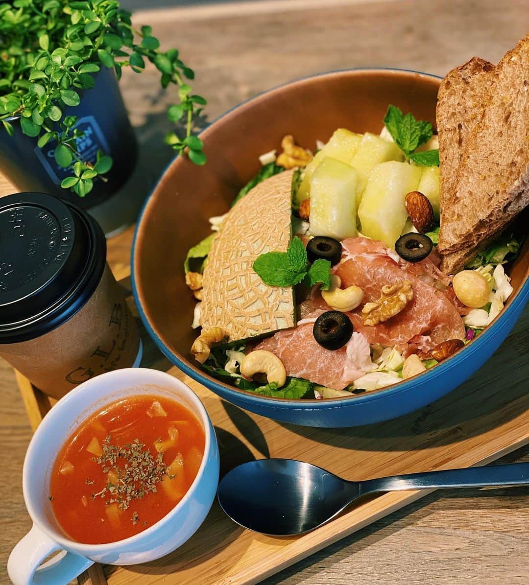 G.L.Bのグルメインスタ