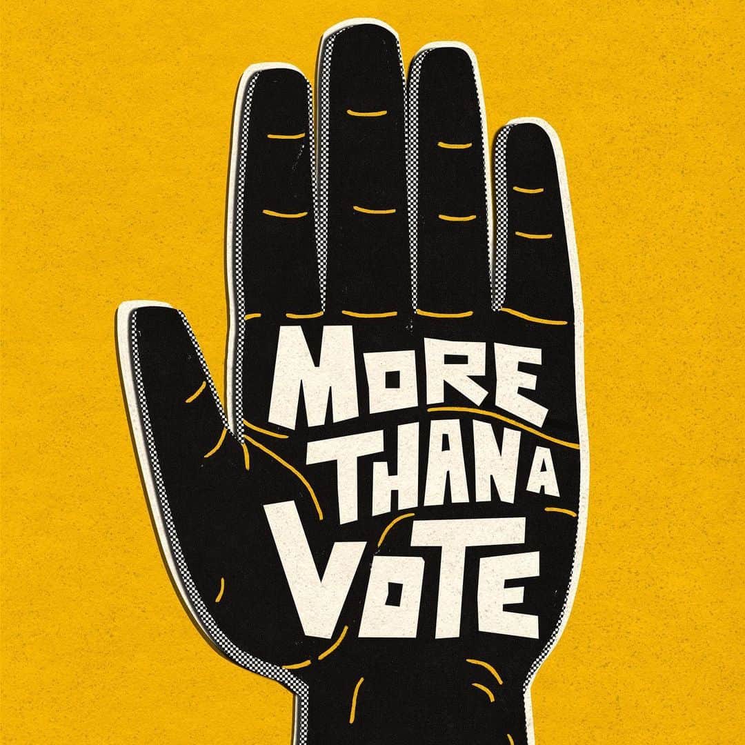 レブロン・ジェームズさんのインスタグラム写真 - (レブロン・ジェームズInstagram)「We live!!! @morethanavote Thank you to every incredible athlete and artist working to help us pull this together. Change doesn’t happen sitting on the sideline. Use our site to register and join our fight against voter suppression. ✊🏾👑 www.morethanavote.org #MoreThanAVote #BlackLivesMatter」6月23日 11時01分 - kingjames