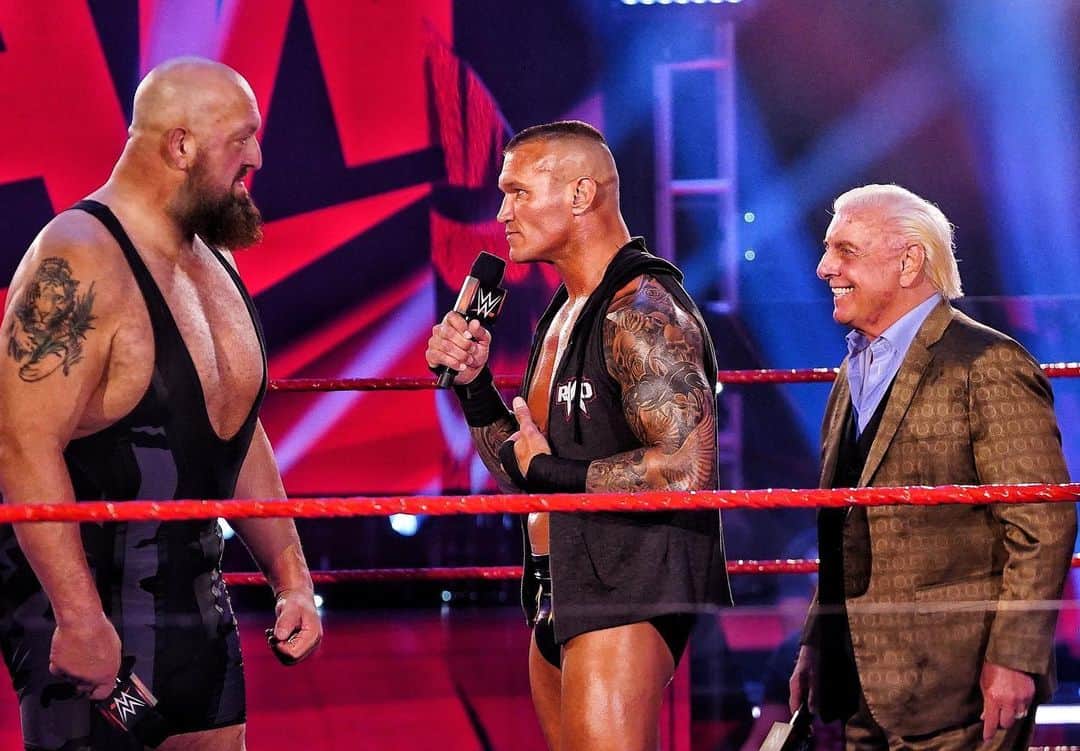 WWEさんのインスタグラム写真 - (WWEInstagram)「@wwethebigshow has heard enough of @randyorton and @ricflairnatureboy!  #WWERaw」6月23日 11時07分 - wwe