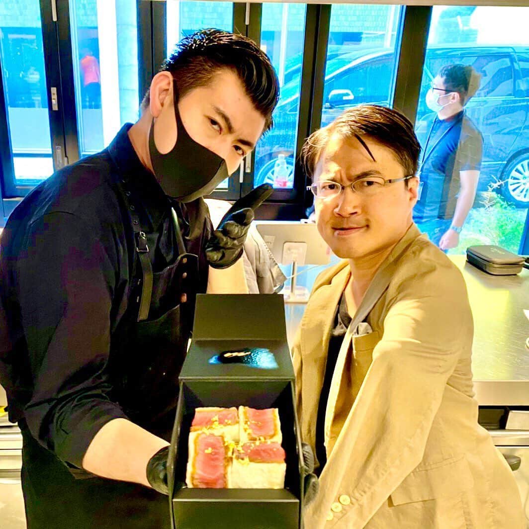 乙武洋匡のグルメインスタ