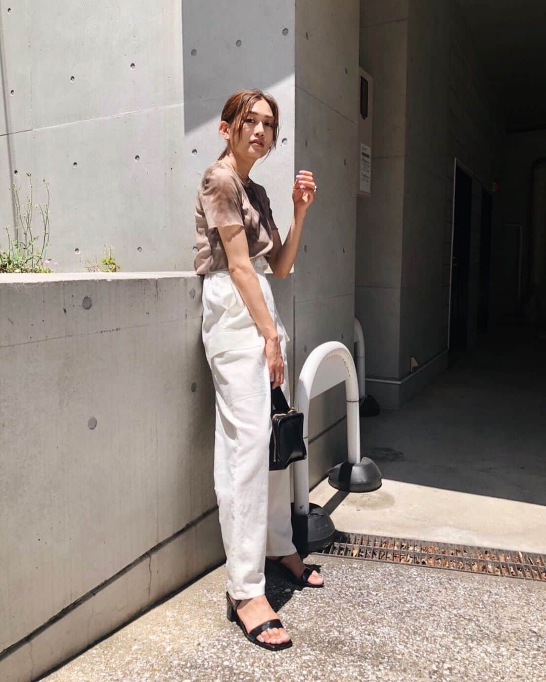 MOUSSY SNAPさんのインスタグラム写真 - (MOUSSY SNAPInstagram)「#MOUSSYSNAP @natorika 158cm LUMINE TACHIKAWA STAFF/ルミネ立川店スタッフ ㅤㅤㅤㅤㅤㅤㅤㅤㅤㅤㅤㅤㅤ BELTED CARGO PANTS(010DSW30-2220) TIE DYE SEE THROUGH TEE(010DSH80-0880) JELLY STRAP SANDALS(010DSS52-1080) ㅤㅤㅤㅤㅤㅤㅤㅤㅤㅤㅤㅤㅤ #MOUSSY」6月23日 12時30分 - moussysnap