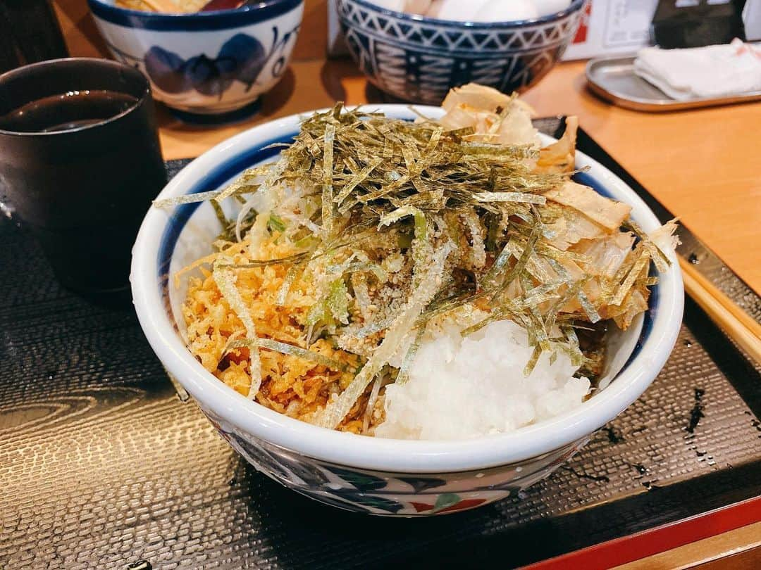 今村仁美さんのインスタグラム写真 - (今村仁美Instagram)「ラーメン大好き  #ラースタグラム 🍜 煮干し系から、 激辛系から、 鶏だし系から、 醤油あっさり、 背脂がんがん  なんでも大好き🤤 #デブ活 #深夜の飯テロ投稿 #美しくなりたいの矛盾言動 #4枚目🥰 #最近行った美味しかったラーメン屋」6月23日 23時30分 - imamura_hi