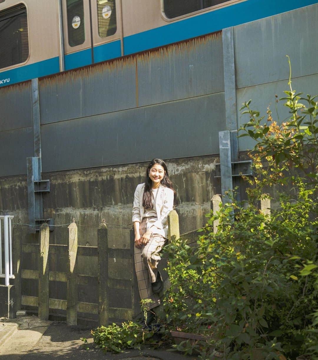 のインスタグラム：「. 過去の写真を振り返ると めちゃくちゃいい写真でびっくりする時がある笑 見方が変わったんだねェ」