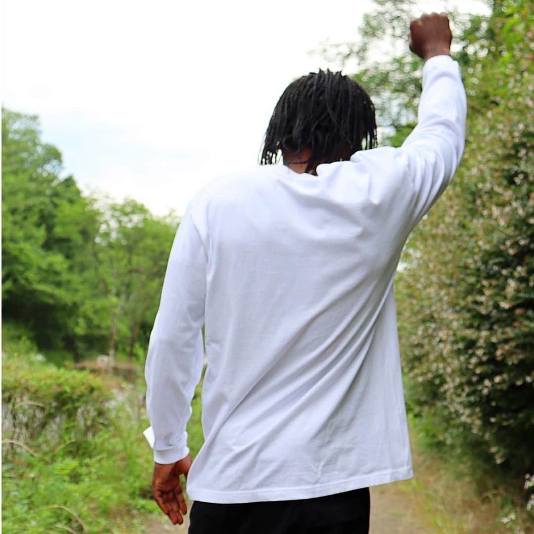 ピーター・ウタカさんのインスタグラム写真 - (ピーター・ウタカInstagram)「White long Sleeves! Available to purchase tomorrow here on my Instagram page and follow my business page @pu_clothing9. #PUclothing9」6月23日 22時04分 - peterutaka