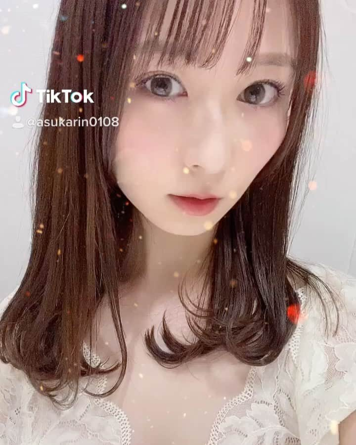 飛鳥りんのインスタグラム：「#君を注入してかわいくなりたい ❤️❤️ TikTokもふぉろーしてね❤️ https://vt.tiktok.com/DVLAt9/  #tiktok #イチナナライバー」