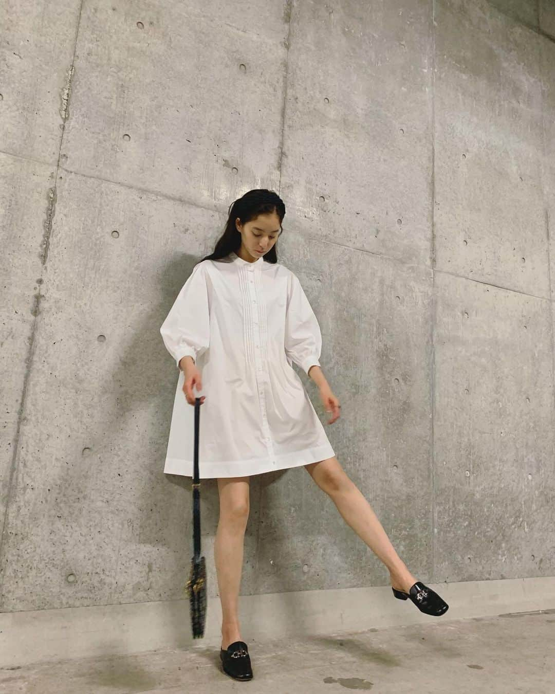 新木優子さんのインスタグラム写真 - (新木優子Instagram)「私服 shirt : @amerivintage  bag : @dior  shoes : vintage  撮影の時だけマスク外しています🙇🏻‍♀️✨」6月23日 22時19分 - yuuuuukko_