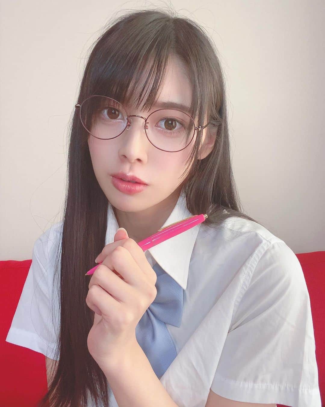 藤田いろはのインスタグラム：「何ですか先輩？﻿ 見せて欲しいって？﻿ もう。特別ですからねっ！ちらっ💓﻿ ﻿ ﻿ ﻿ ﻿ ﻿ ‪#藤田いろは#グラビア#gravure #japanesegirl #レースクイーン#tokyo  #メガネ女子 #aziangirl  #ビジョビ #模特 #뷰티스타그램 #jk #cosplay #黒髪ロング#競泳水着 #소통해요#셀스타그램#モデル #model #그라비아 #모델 #日本的 #性感內衣 #性感 #内衣 #奶 #sexy  #性感美女 #性感尤物 #フェチ」