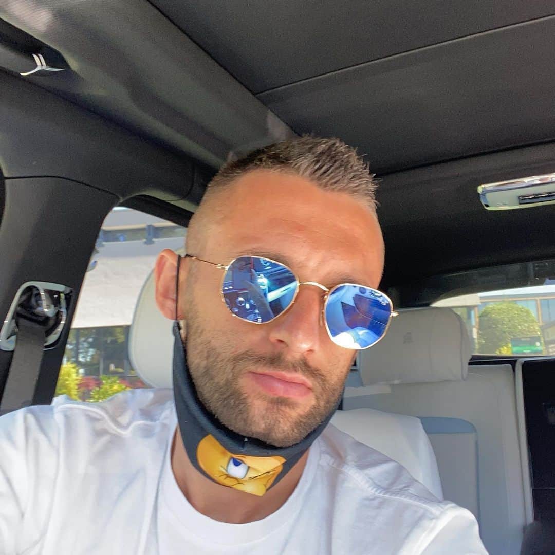 マルセロ・ブロゾビッチのインスタグラム：「🤓」