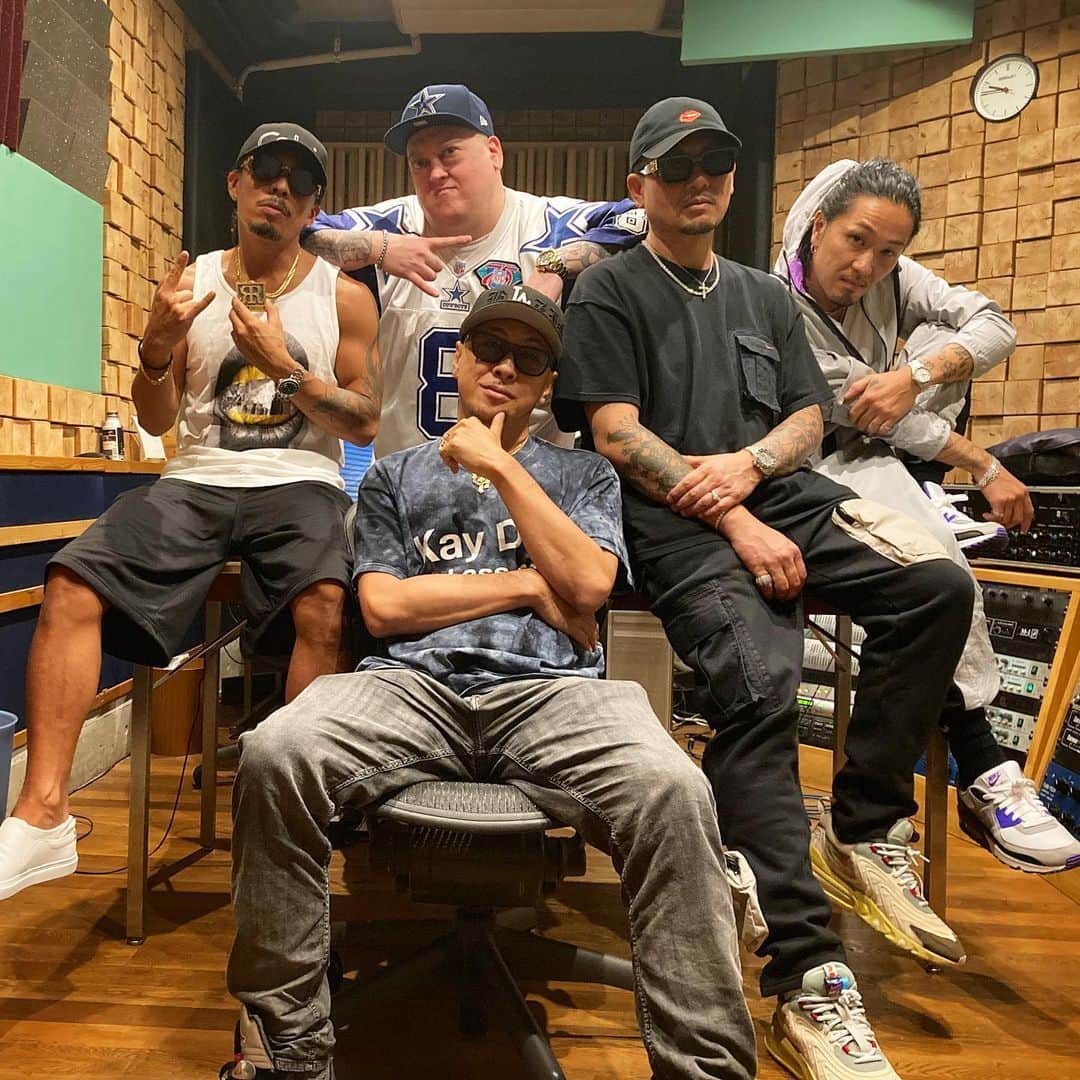 Kayzabroのインスタグラム：「今日はヤバイレコーディング🔥 #djgosnewalbum #hoodsound」