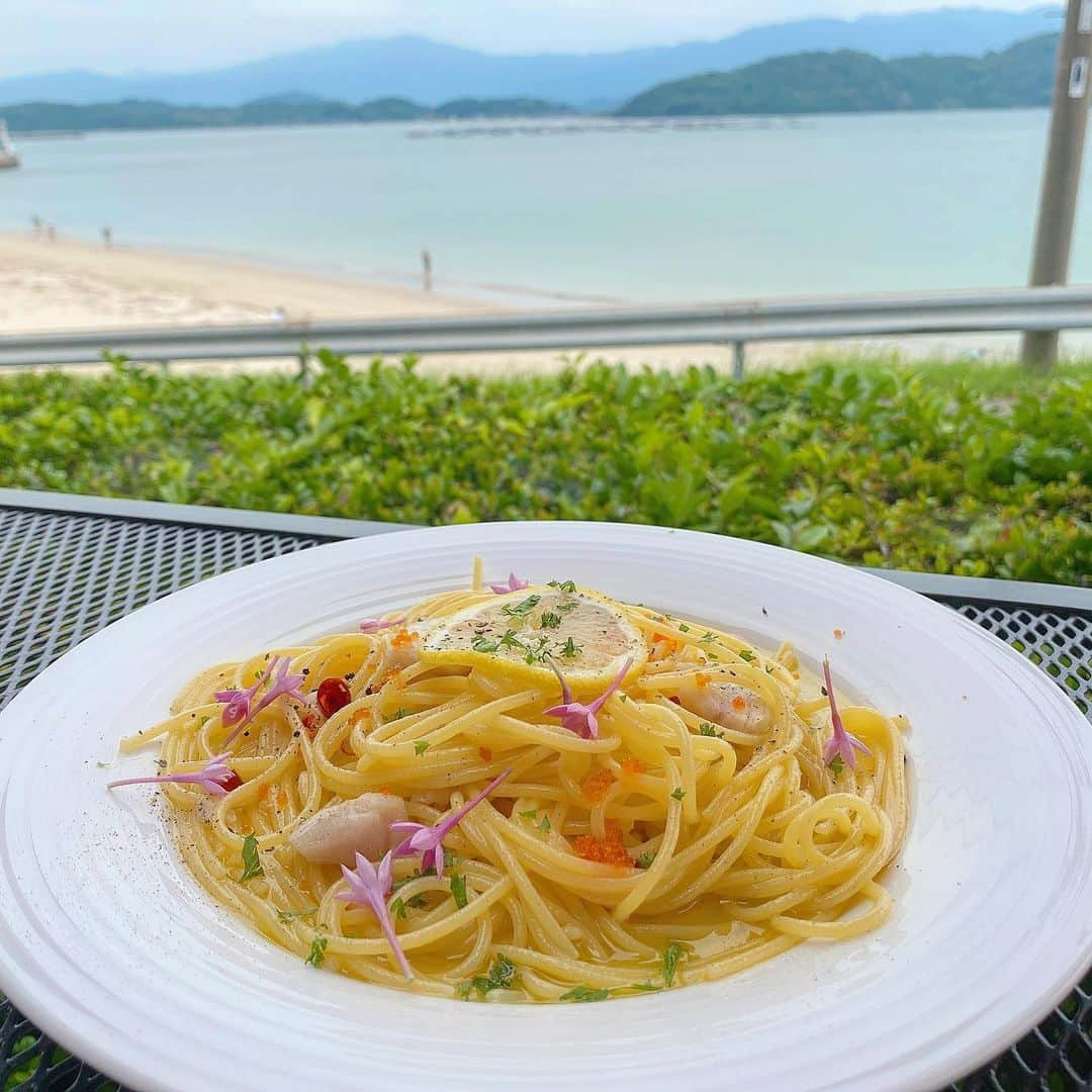 渡邊菜々さんのインスタグラム写真 - (渡邊菜々Instagram)「・ パスタが鬼かわいい🍝 お花載ってた🥺💗 ・ #わたななカフェ巡ってみた #カフェ巡り #糸島カフェ #かふぇすたぐらむ  #渡邊菜々#わたなな#🌻」6月23日 14時40分 - watanana1225