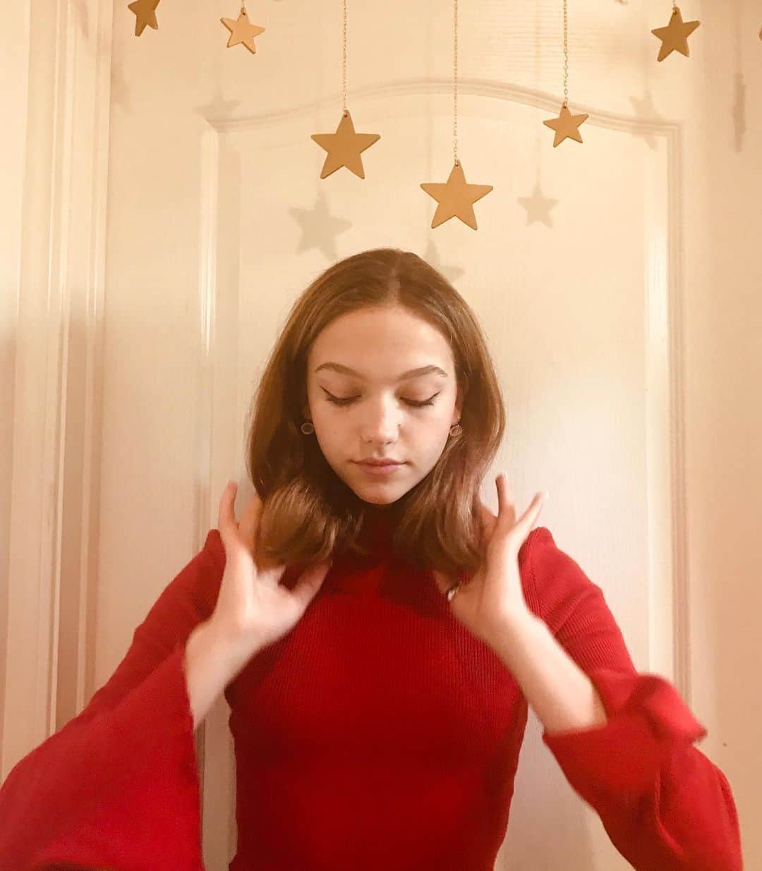 ジェイディン・バーテルズのインスタグラム：「⭐️⭐️」