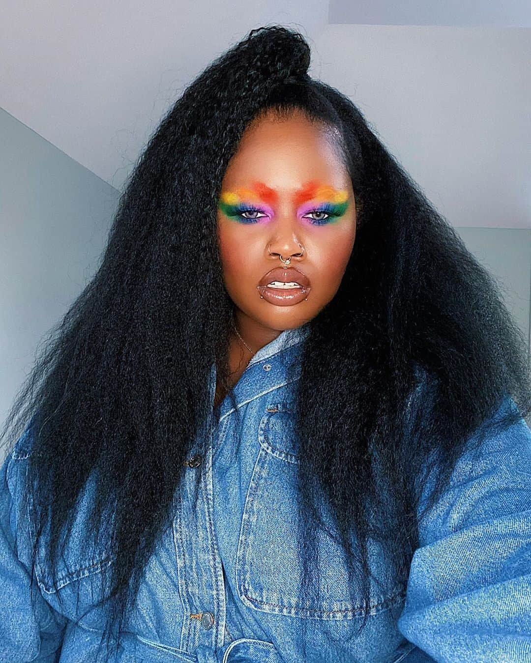 ASOSさんのインスタグラム写真 - (ASOSInstagram)「Raisa taking us over the 🌈  #ProudTogether 📸 @raisaflowers (she/her) 💅 @asos_faceandbody」6月23日 15時15分 - asos