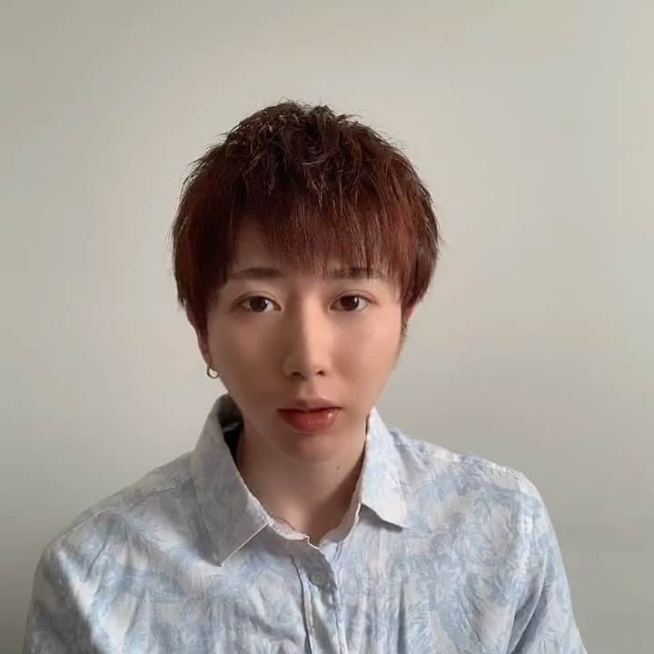 高橋ふみやのインスタグラム：「#超コマ 1周年！！ ありがとうございます☆ そして、本日は18:30より #aupayマーケット さん！！ 遊びに来てね☆  その後は #YouTube 生配信！！ 20:30より！！」