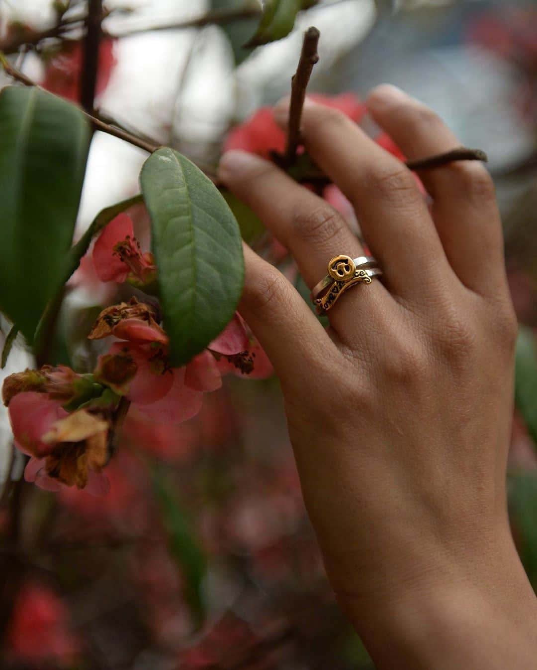 のインスタグラム：「【Ring】Stack Ring / *Exclusive item __________ 【Information】New issue update！  The official website images for <Bill Wall Leather x BEAMS> have been updated. Please view them at the following URL web address. （Images & Product Site）⇨ http://www.beams.co.jp/special/billwallleather/ （Special Content ）⇨ https://www.beams.co.jp/special/billwallleather/features/2020summer/ （BEAMS Official Site）⇨ http://www.beams.co.jp/billwallleather/ #billwallleather #beams #billwallleather_2020_summer」