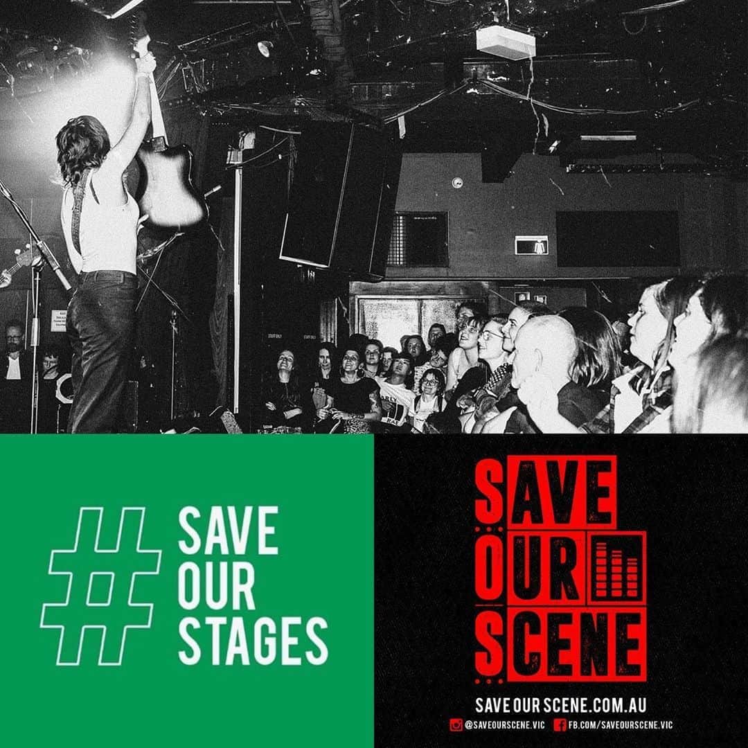 コートニー・バーネットのインスタグラム：「🔴 Victoria > Sign the petition at www.saveourscene.com.au > more info at @saveourscene.vic 🟢 US > take action at www.saveourstages.com > more info via @nivassoc 🔵 UK > @musicvenuetrust > https://saveourvenues.co.uk/ ⚫️ Please drop a comment below with more info if there’s a similar action for your town, thank u x ⚪️ Photo by @____nicktam____ from our bushfire fundraiser at @cornerhotel in Jan 2020」