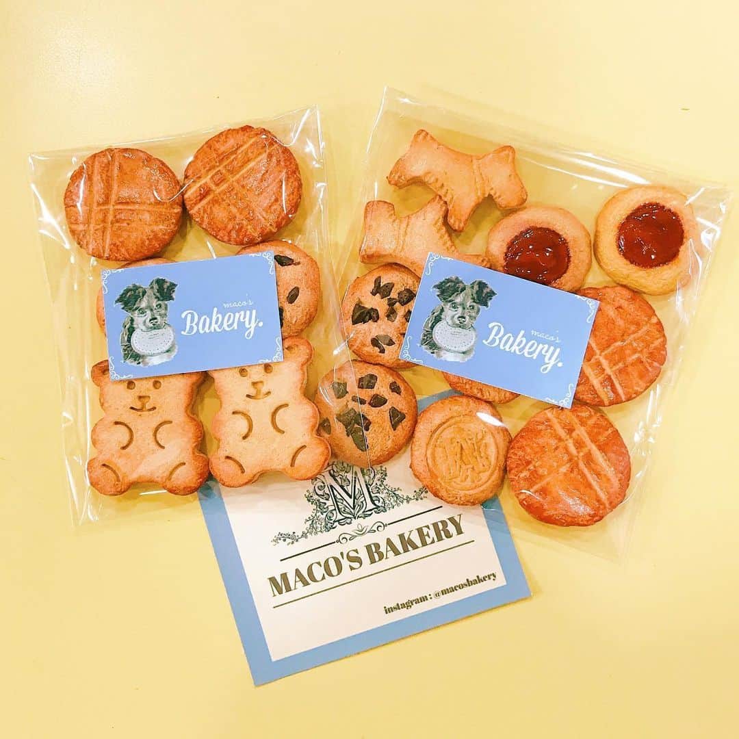 板橋よしえさんのインスタグラム写真 - (板橋よしえInstagram)「おもちゃのクッキー屋さん @macosbakery のかわいいかわいいクッキー🍪 お店屋さんごっこが大好きな娘。 最近はお気に入りのこのクッキーたちを並べて 「おいしいクッキーありますよー！いかがですかー？」とクッキー屋さんしてくれます☺️❣️」6月23日 16時43分 - candy_yoshie