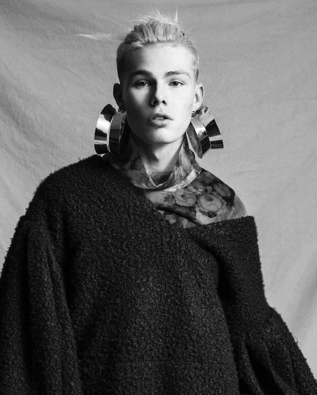 倉岡晋也のインスタグラム：「Shooting at @quincyscottstudio Styling by me」