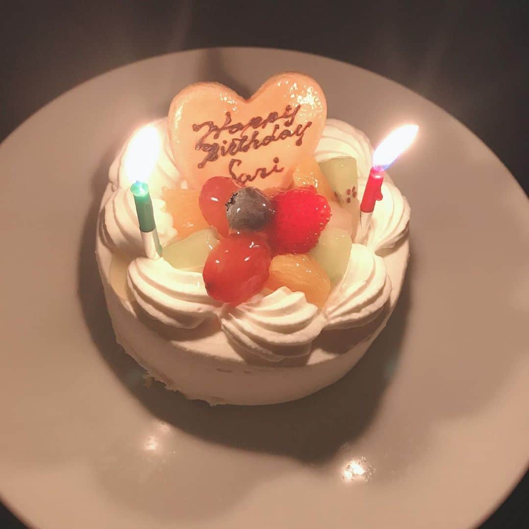 加藤紗里さんのインスタグラム写真 - (加藤紗里Instagram)「旅館で出てきた誕生日ケーキ🎂 毎日ケーキ食べてるw ありがとう❤️ #旅館#温泉#誕生日」6月23日 18時09分 - katosari