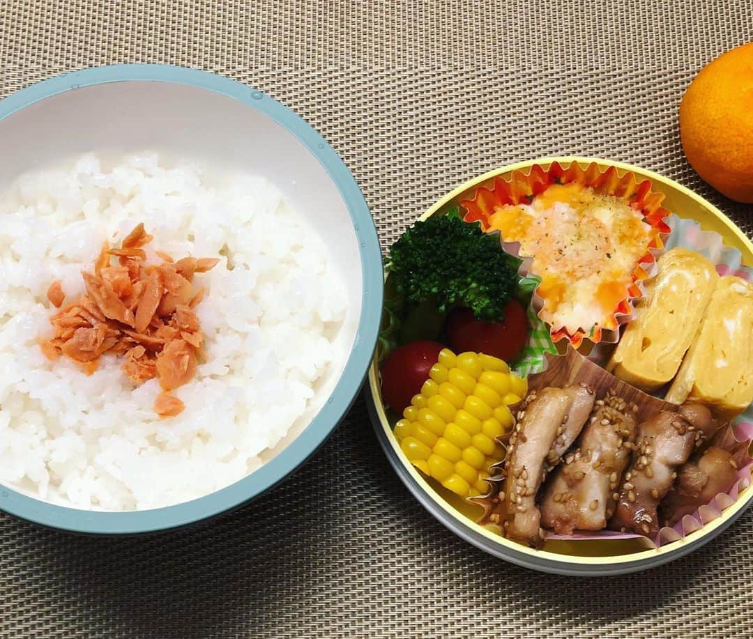 山口もえのインスタグラム：「中学娘初弁当！ 一番美味しそうなグラタンは 冷凍グラタン ありがとう冷凍食品💋 #弁当#お弁当記録#簡単レシピ #冷凍食品#気楽に#がんばる」